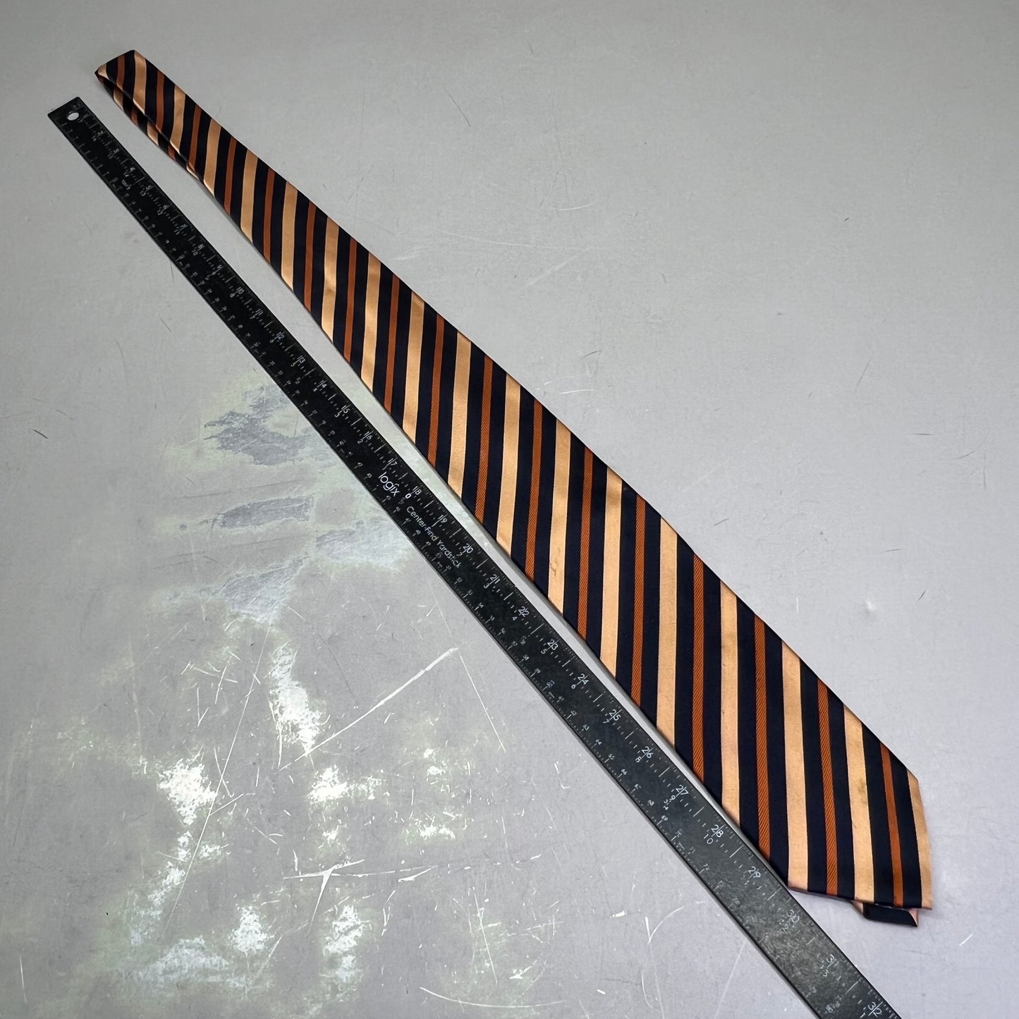 ALEXANDER JULIAN COLOURS Slanted Design Tie 64" Orange/Navy Blue (Pre-Owned)