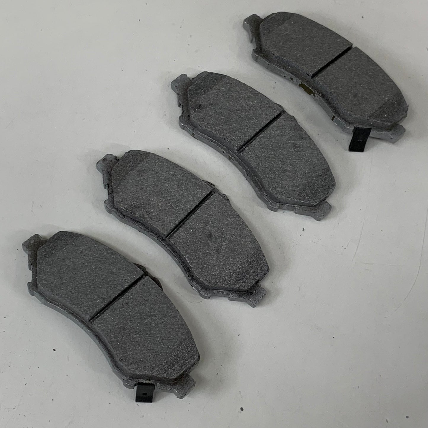 MOOG Wagner TQ Brake Pads Semi Metallic For Chrysler, Dodge, Volkswagen Etc MX1327