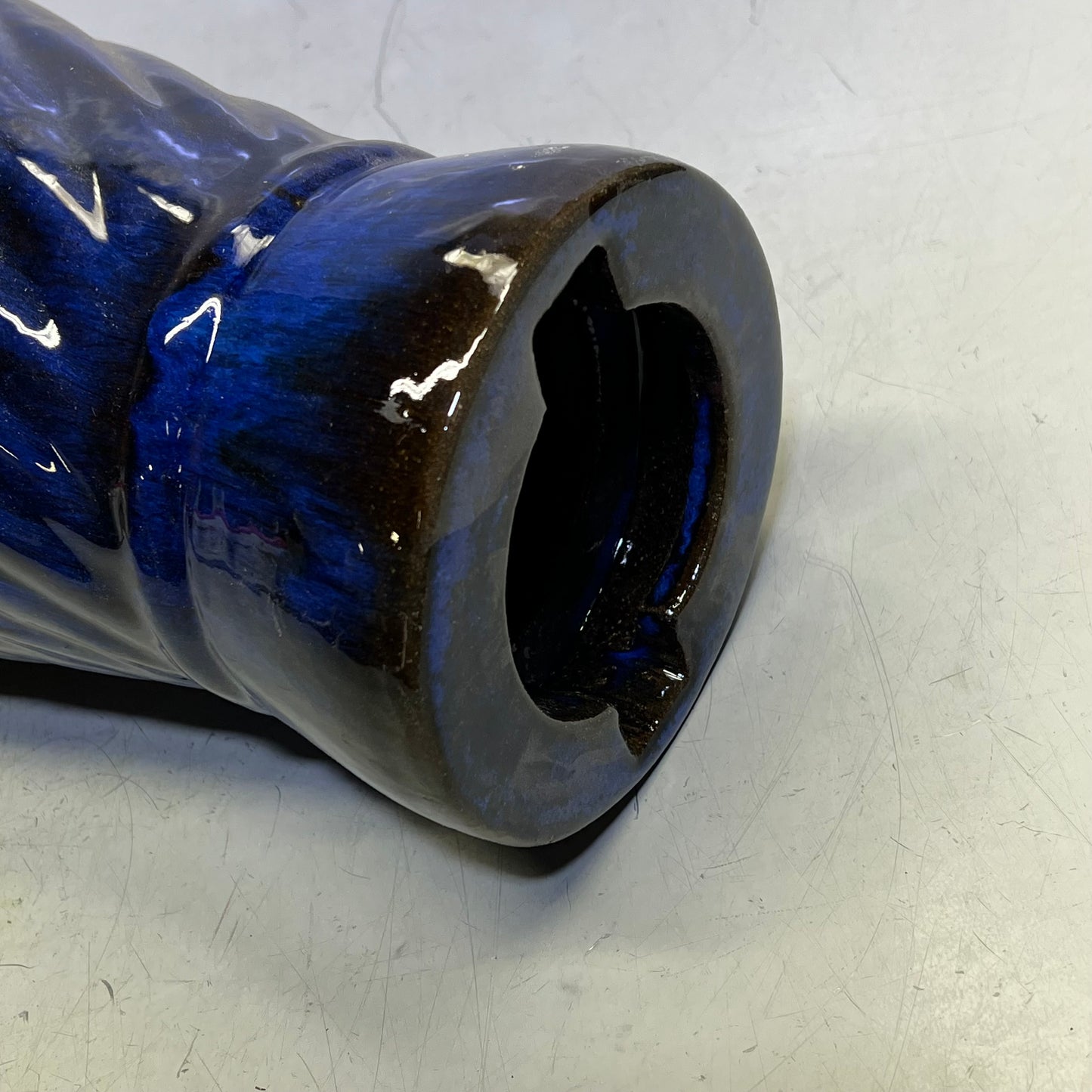 ZA@ Glazed Pottery 2 Piece Swirl Stand Bird Bath 22" L x 20" Dia Deep Blue (DAMAGED)