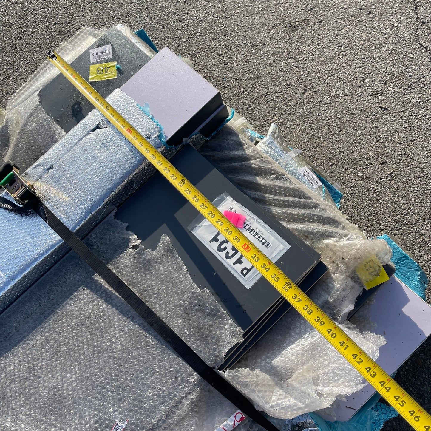 ZA@ Pallet of MIXED Disassembled Table Dark Grey (AS-IS)