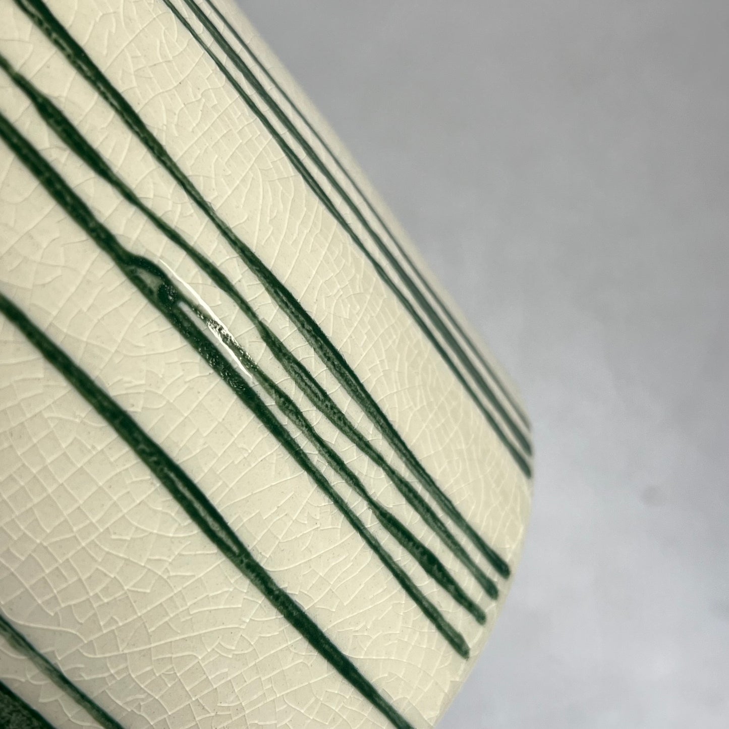 SILVER TREE Ceramic Crackle Glaze Plant Pot 5"x5" Green Paint Stripe A11085