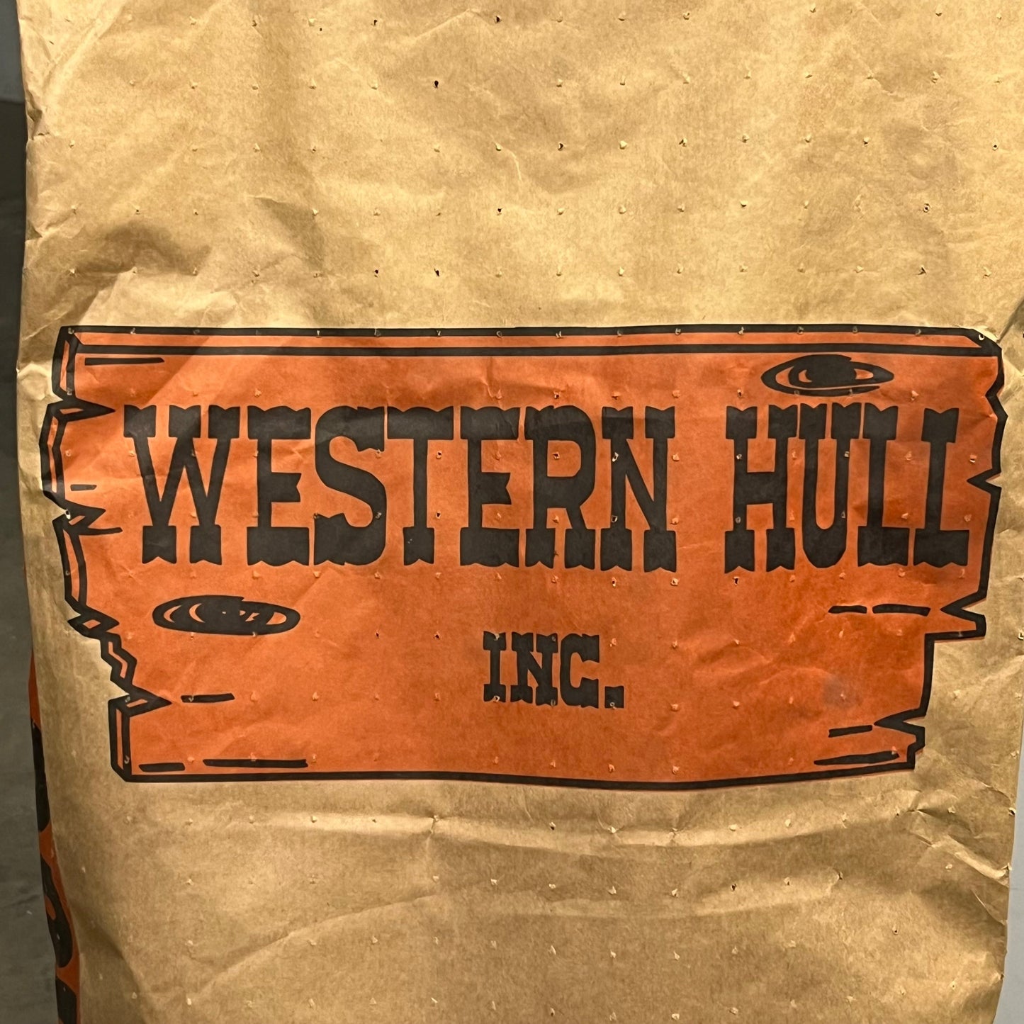 WESTERN HULL Cellophane Flakes 3/8 Cut 25 Lbs Bag