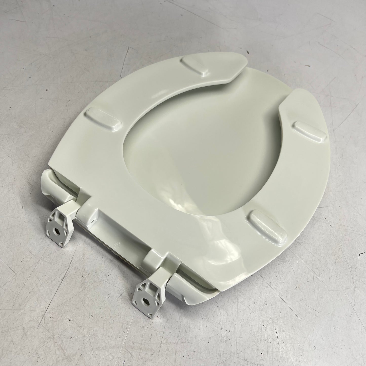 BEMIS Heavy Duty Toilet Seat Elongated  5.5" Bolt Spread 18.5" L White 2P891