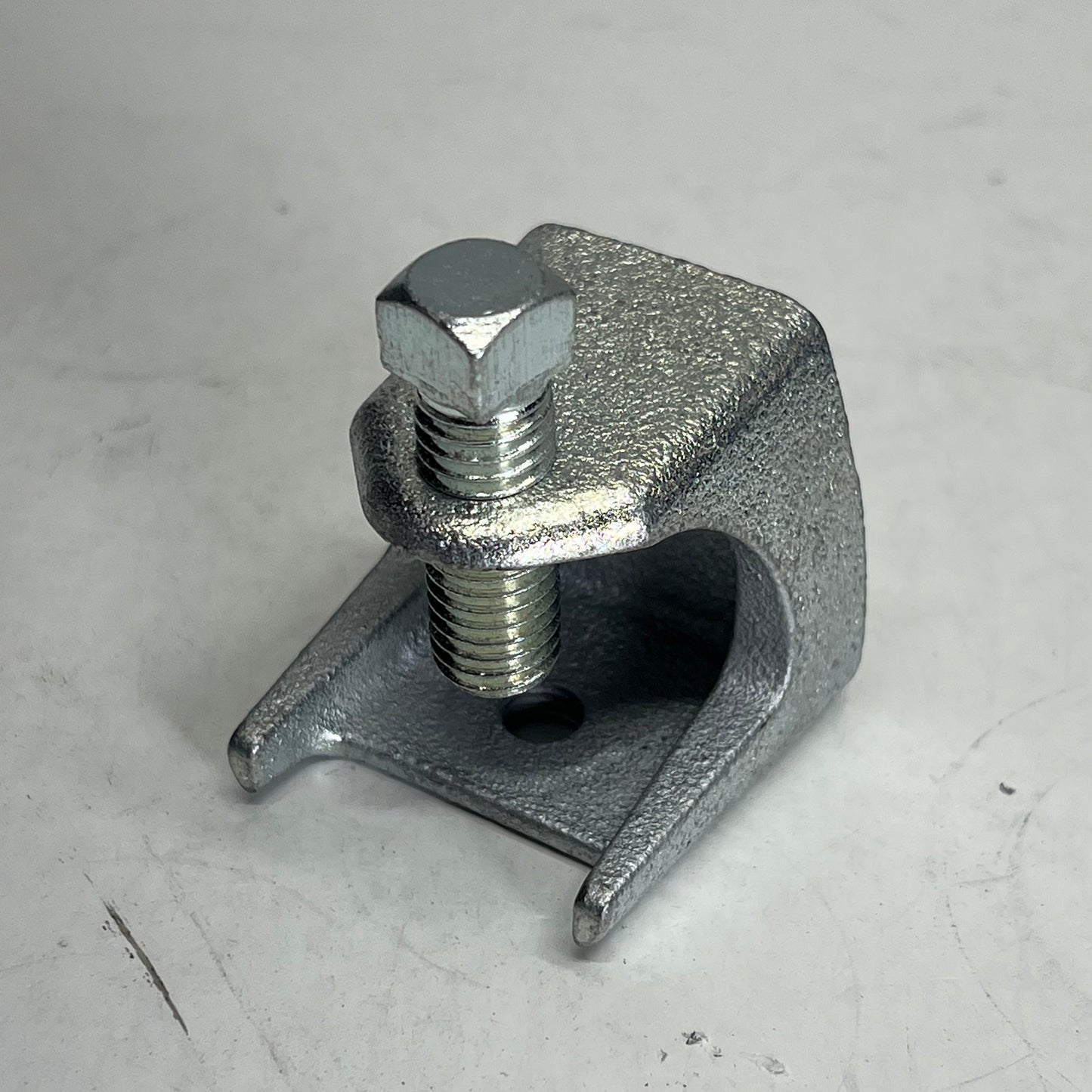 HUBBEL RACO Beam Clamp Malleable Iron Corrosion Resistance 2" 0224345
