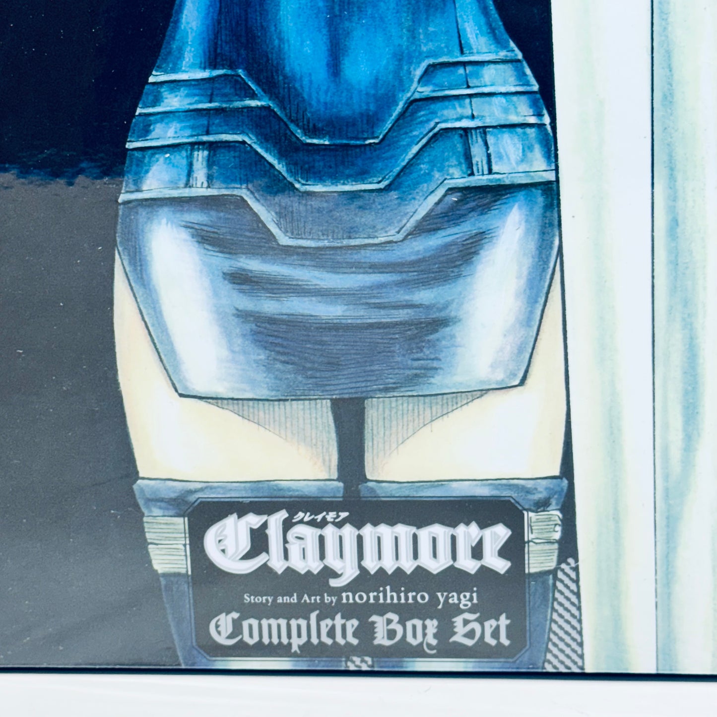 CLAYMORE Complete Box Set (27 Books) Sz 17” H x 10” L x 5.5” W Black & Grey