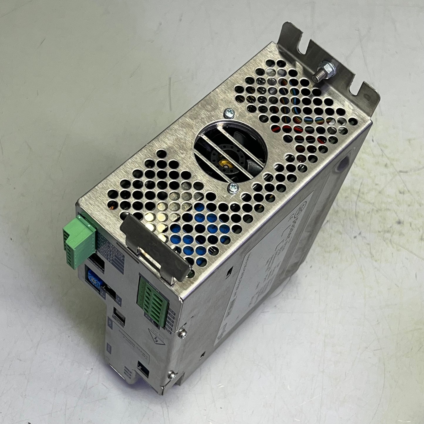 SCHNEIDER ELECTRIC Berger Lahr Sig Positec Frequency Converter TLD 011 F  (NEW)