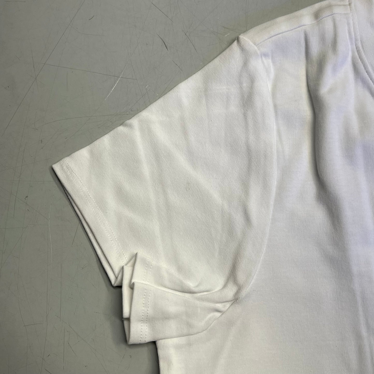 ZA@ NOBLE OUTFITTERS Tug-Free V-Neck Short Sleeve Shirt Women's Sz 2XL White 22528W