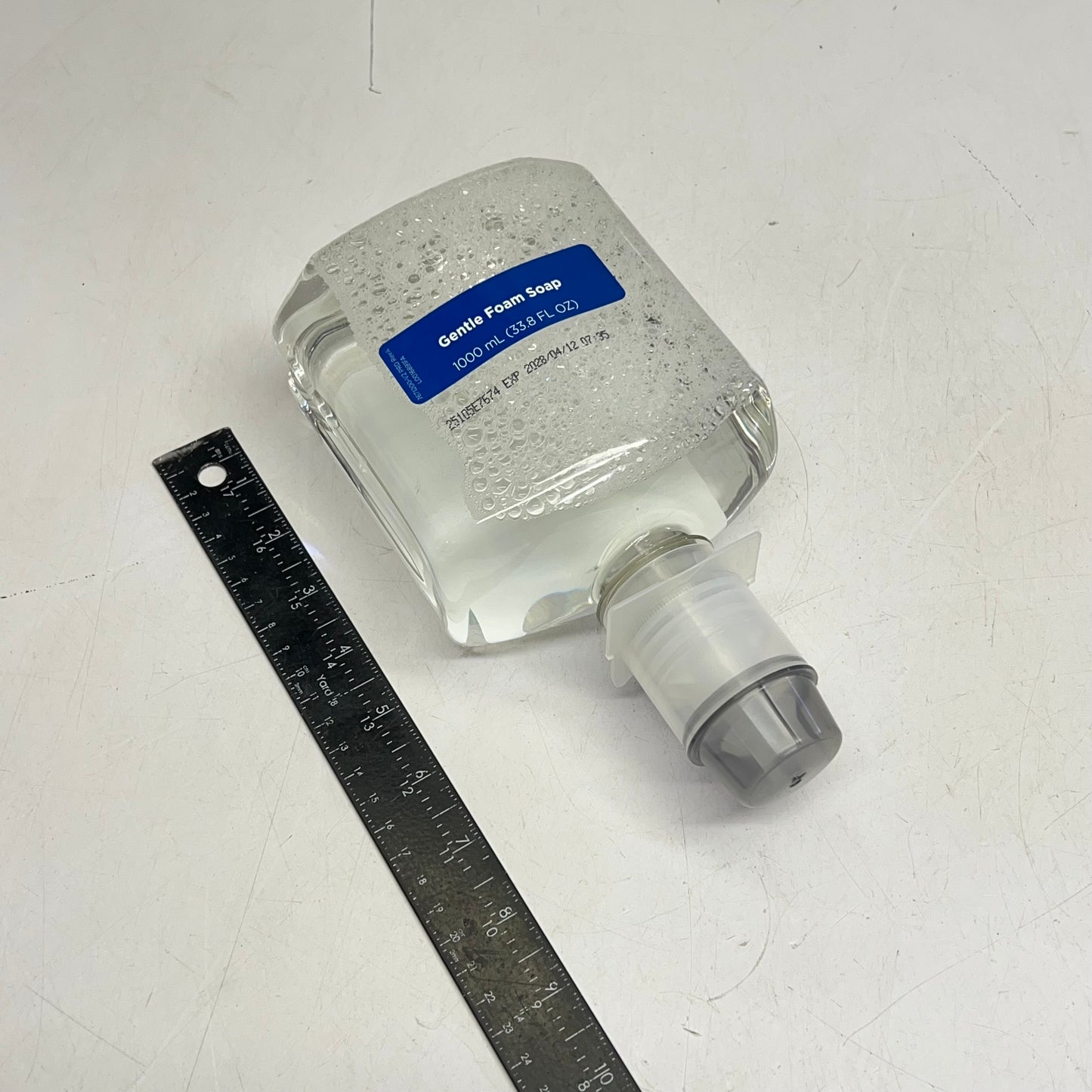 ZA@ GEOEGIA PACIFIC Manual Gentle Foam Soap Refill No Fragrance & Dye 33.8oz Clear (Dented/Distressed Packaging)