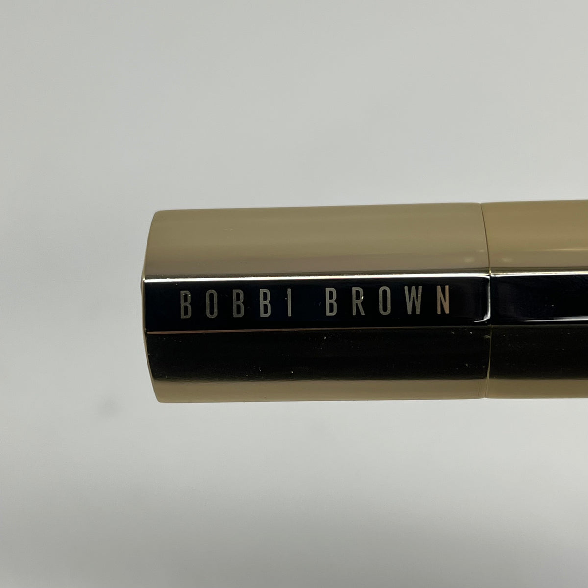 BOBBIE BROWN  Luxe Lipstick Hydrating & Long Wearing 12oz Hibiscus 2595767