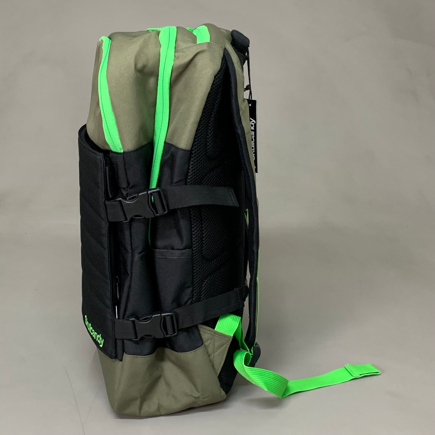 SKULLCANDY Heavy Duty Backpack 18" x 12" Green/Black SKDY1153