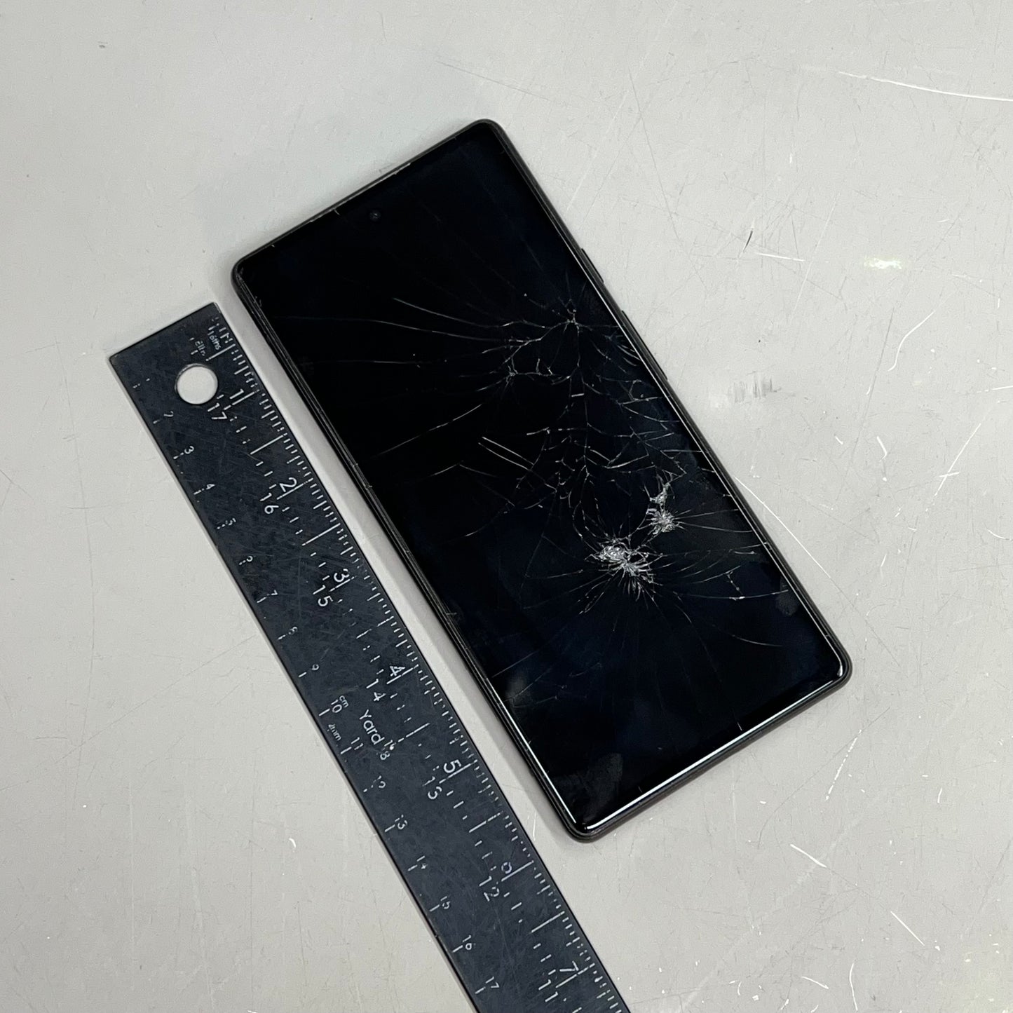 GOOGLE 2021 Pixel 6 Phone 128GB 6.4" Display Black (Pre-Owned )