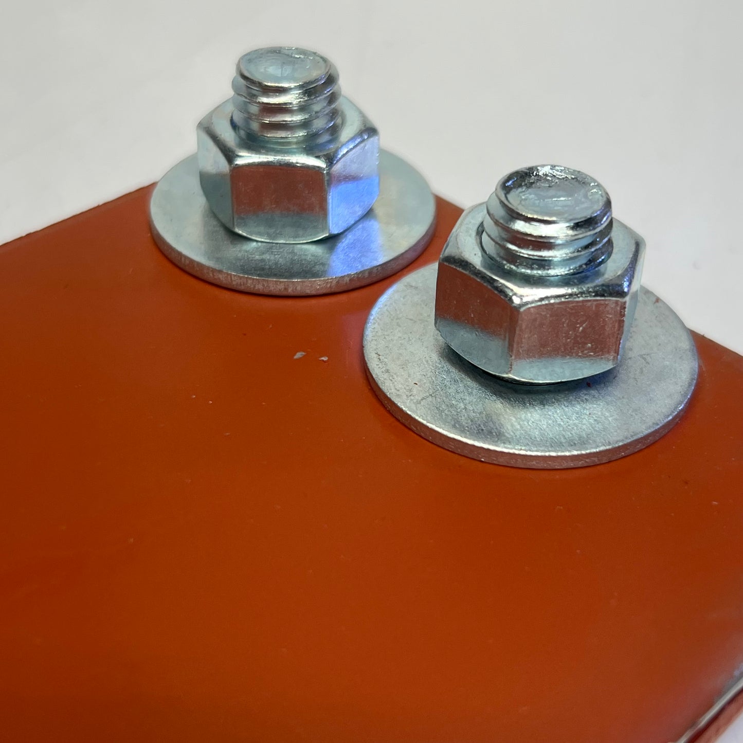 MINUTE MAN (2 PACK) Steel Longitudinal Beam 2-bolt Clamp-anchor Sz 5.5"L x 4"W Red