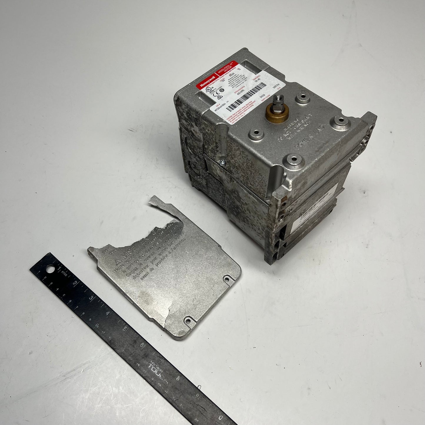 HONEYWELL Non-spring Return Foot Mounted Actuator 120V 150 lb-in. M7284A1004