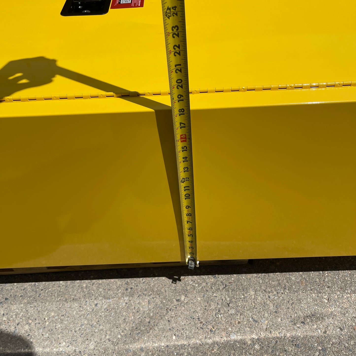 Z@ JUSTRITE Sure-Grip EX Flammable Liquid Storage Cabinet 45 Gal Capacity 65"x43.5"x18" 894520 (AS-IS)