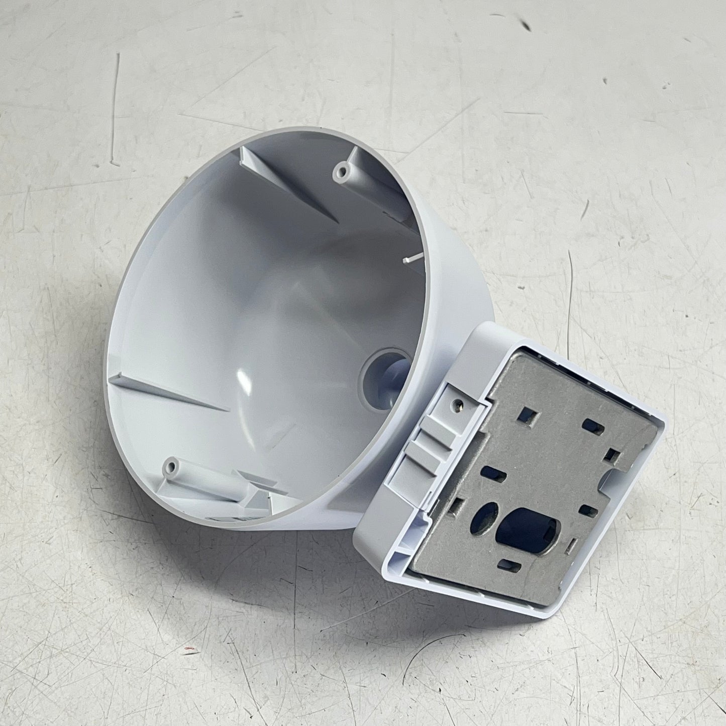PELCO Spectra Mini Dome Pendant Wall Mount for Spectra Series White SWM5-W