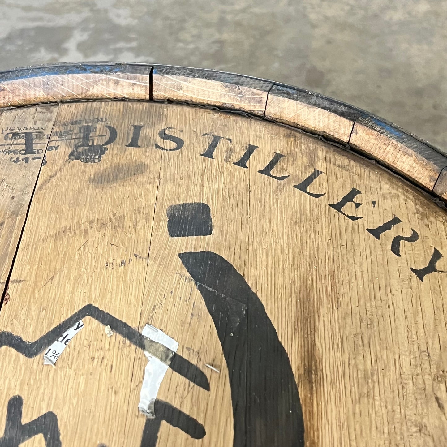 ZA@ HIGH WEST DISTILLERY Wooden Whiskey Barrel  30 Ga 35"x22"x22" Brown (Used)