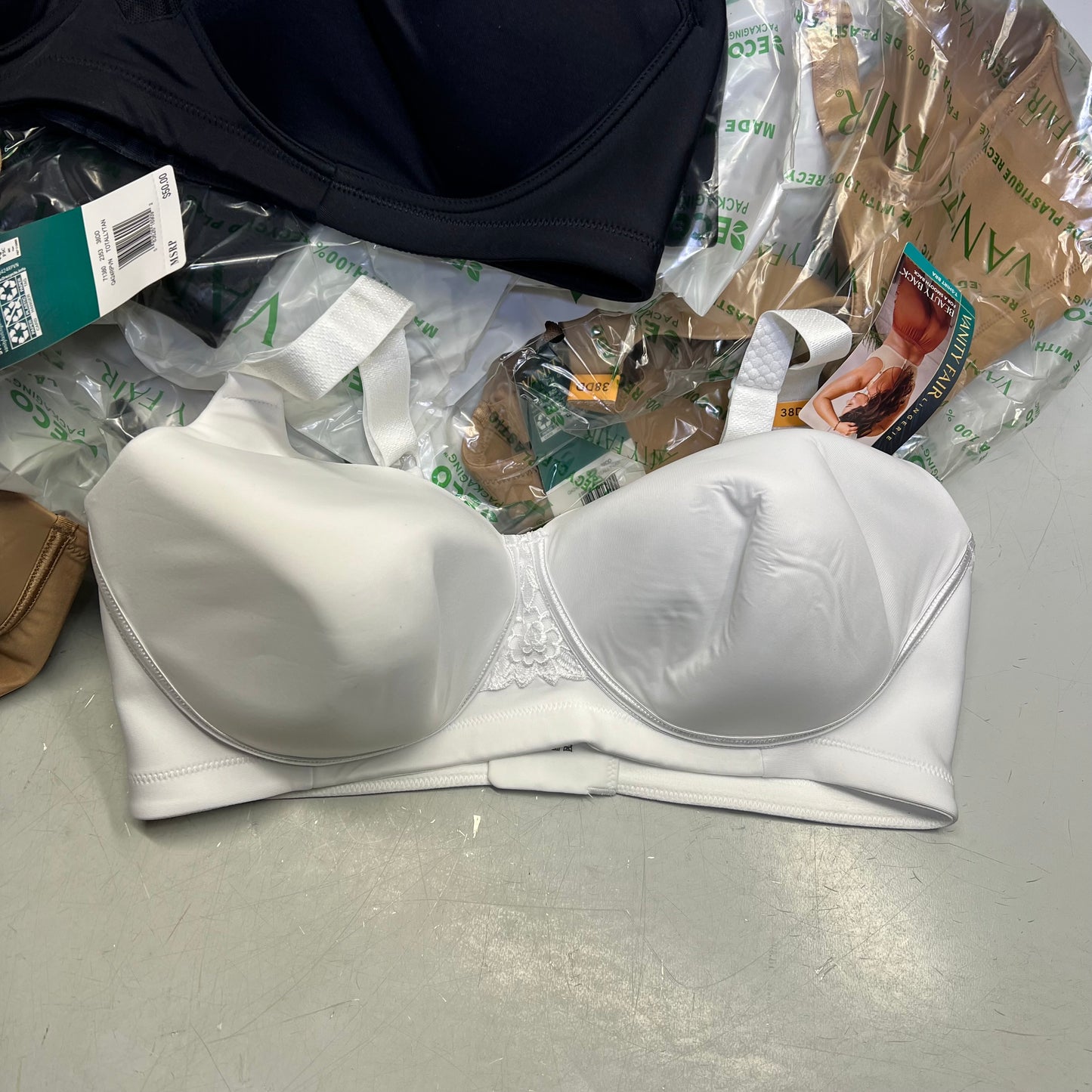 ZA@ VANITIY FAIR Lot Of Assorted Sport Bras Women's Variety Sz Tan/White/Black