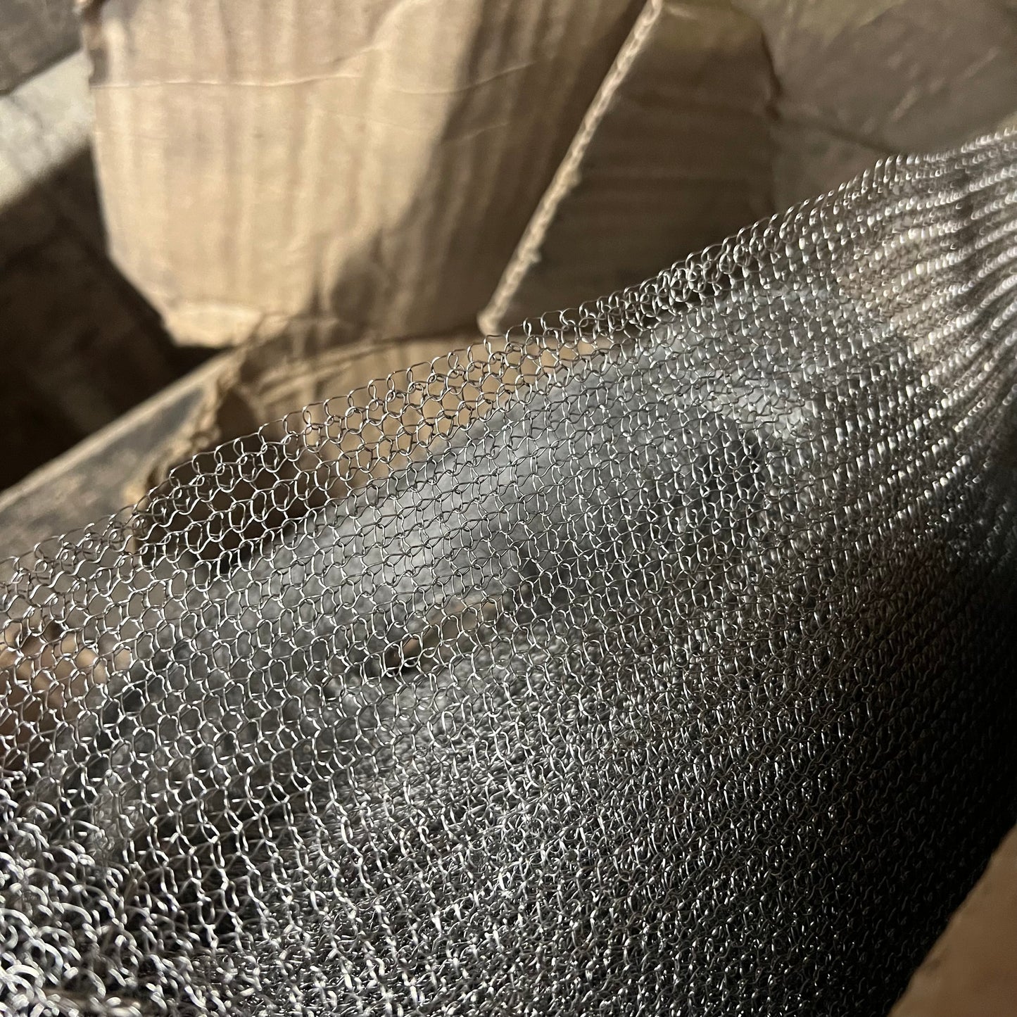 ZA@ METAL TEXTILES CORPORATION Knitted Wire Mesh Roll Format 30"W x 140'  Silver 58-2290-4350-M1