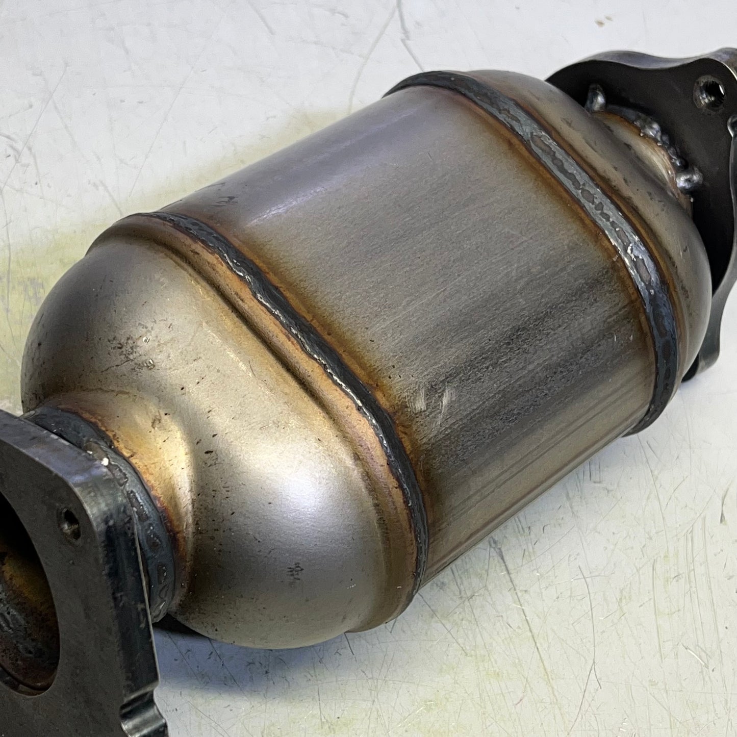 Catalytic Converter For 2011-2015 Buick Verano & Regal Grey 452231SY (As-is)