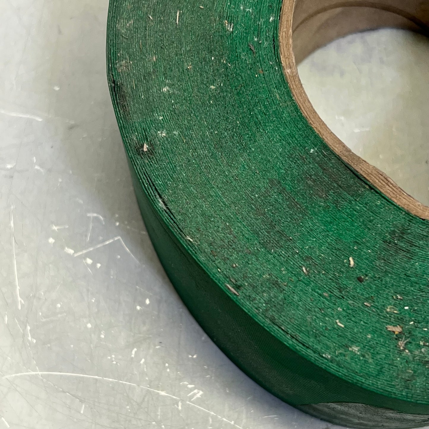 ZA@ (4 PACK) Vinyl Tape Unknown Length Green (Damaged)