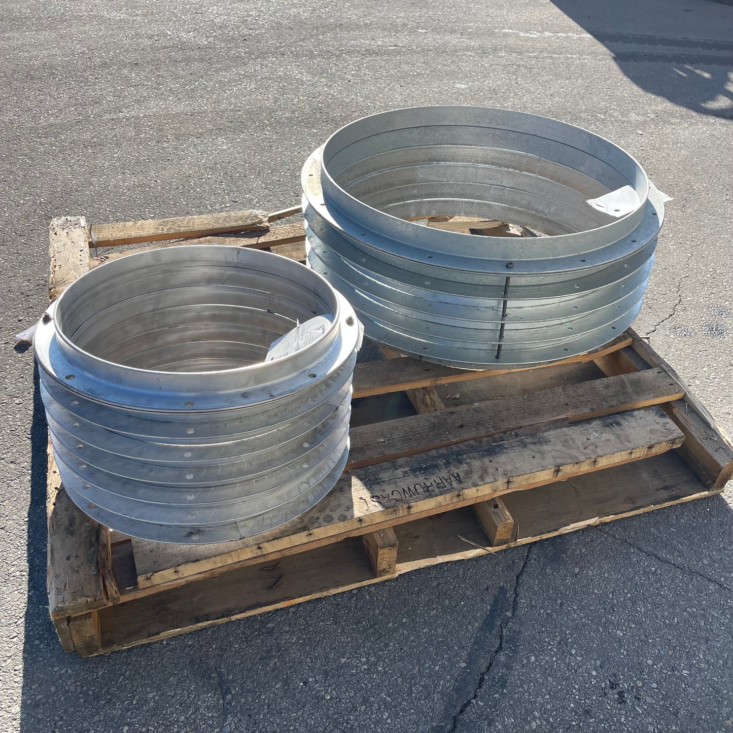 ZA@ Pallet of MIXED Galvanized Steel Rings (AS-IS)
