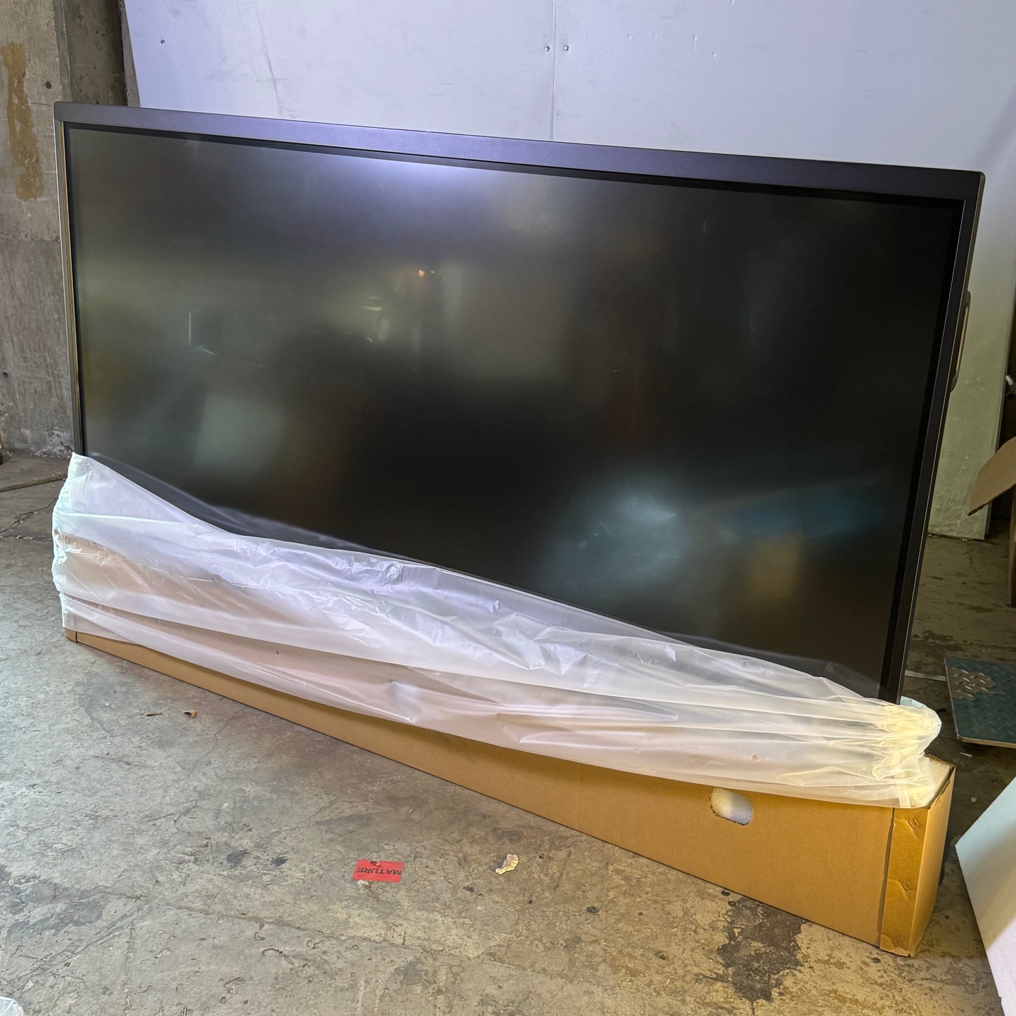 STARBOARD 75" 4K Interactive Flat Panel Display TE-QS1M-75