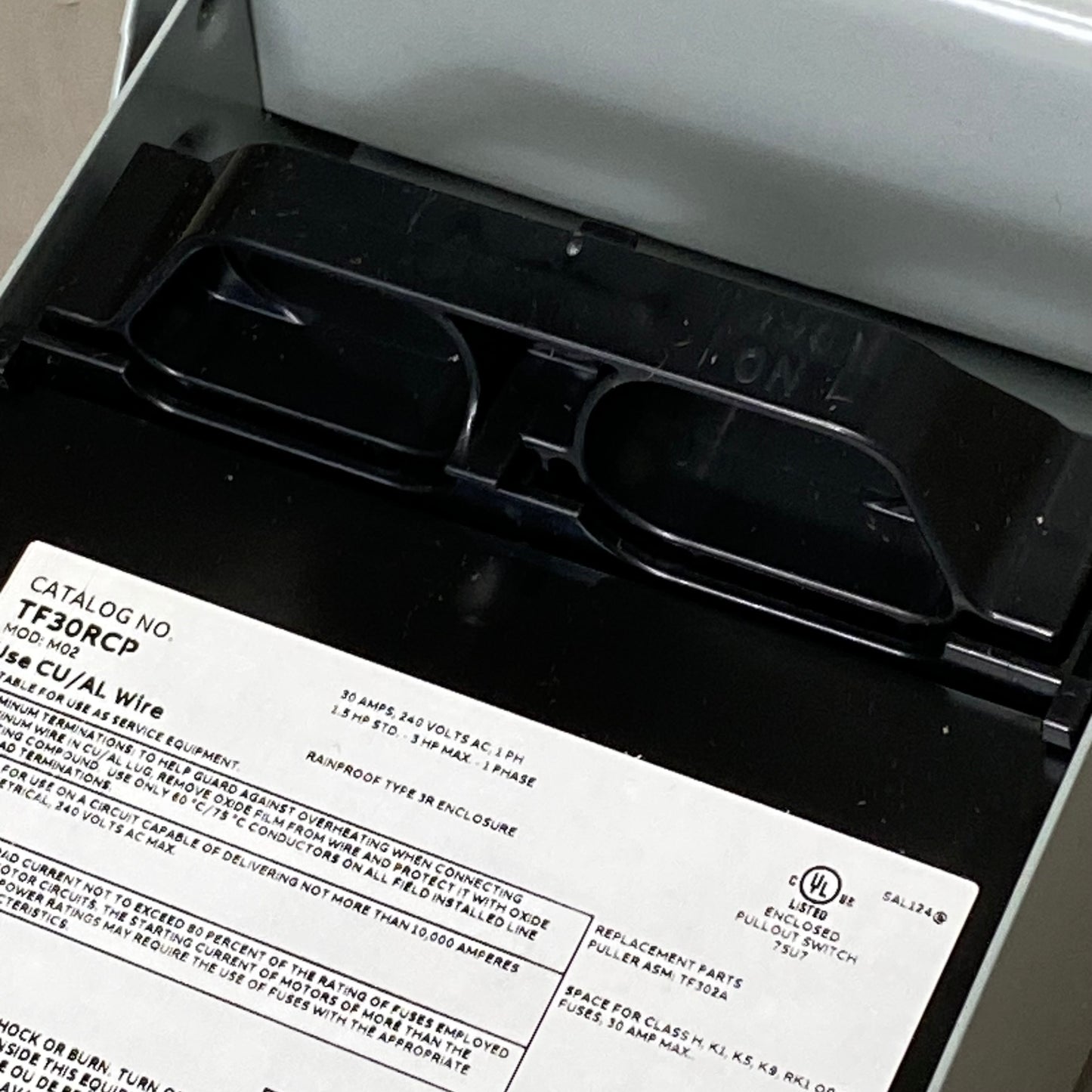 ENERGY INDUSTRIAL SOLUTIONS Air Conditioner Disconnect 9.75"x5.5"x3.75" Grey TF30RCP