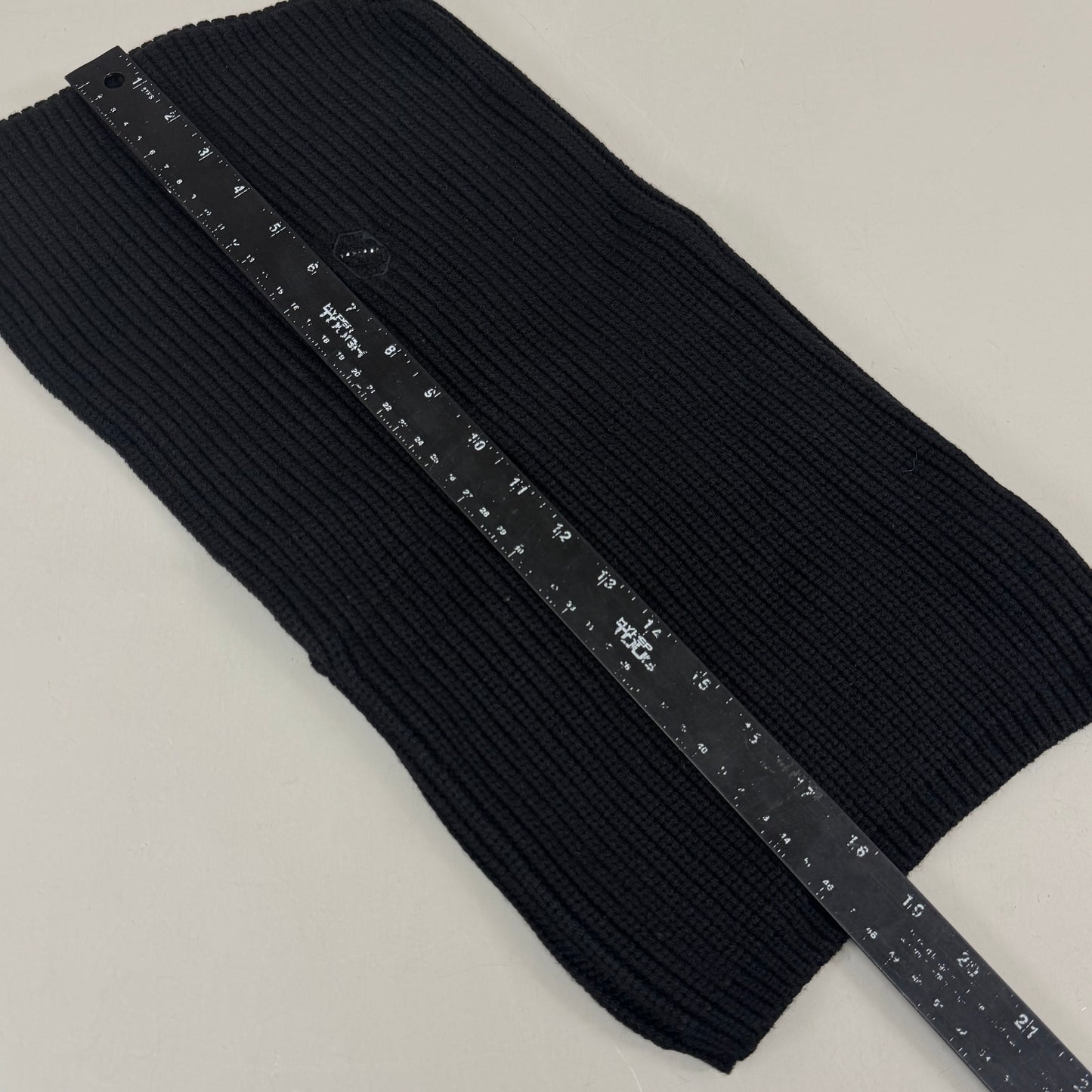 SAMSHIELD Hoodie Neck Warmer Unisex Fits All Black