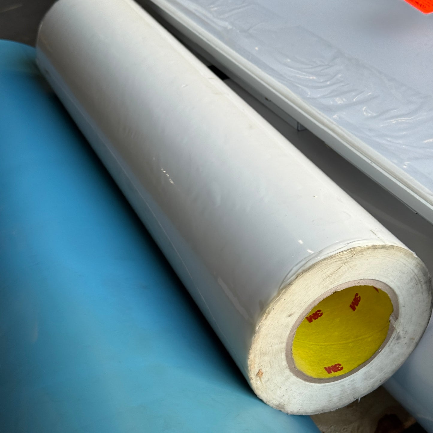 ZA@ Pallet of MIXED Rolls of Thick Blue Vinyl, Clear Vinyl, Pocket Door Frame, Lighting, & MORE! (AS-IS)