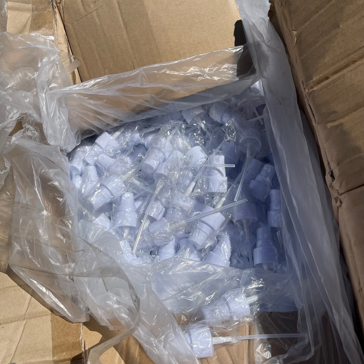 ZA@ Pallet of BIOTIN Strength Sprayer Lid White 50x37x37 CM (New)