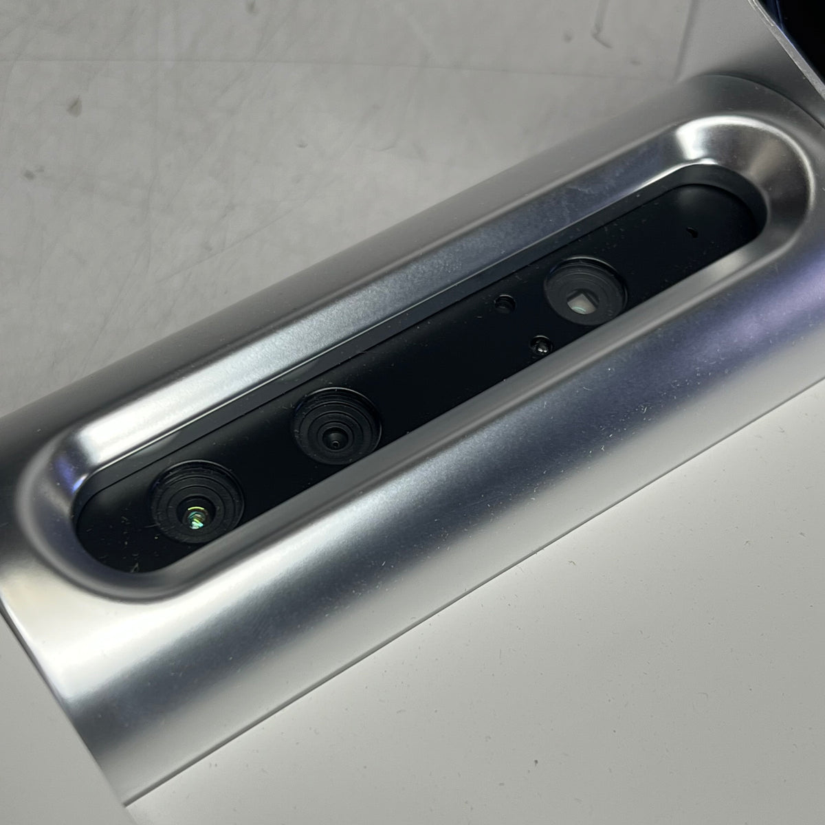 EYECLICK Obie Interactive Projector Table Top Project 100-240 VAC TX2-RTL8723BS
