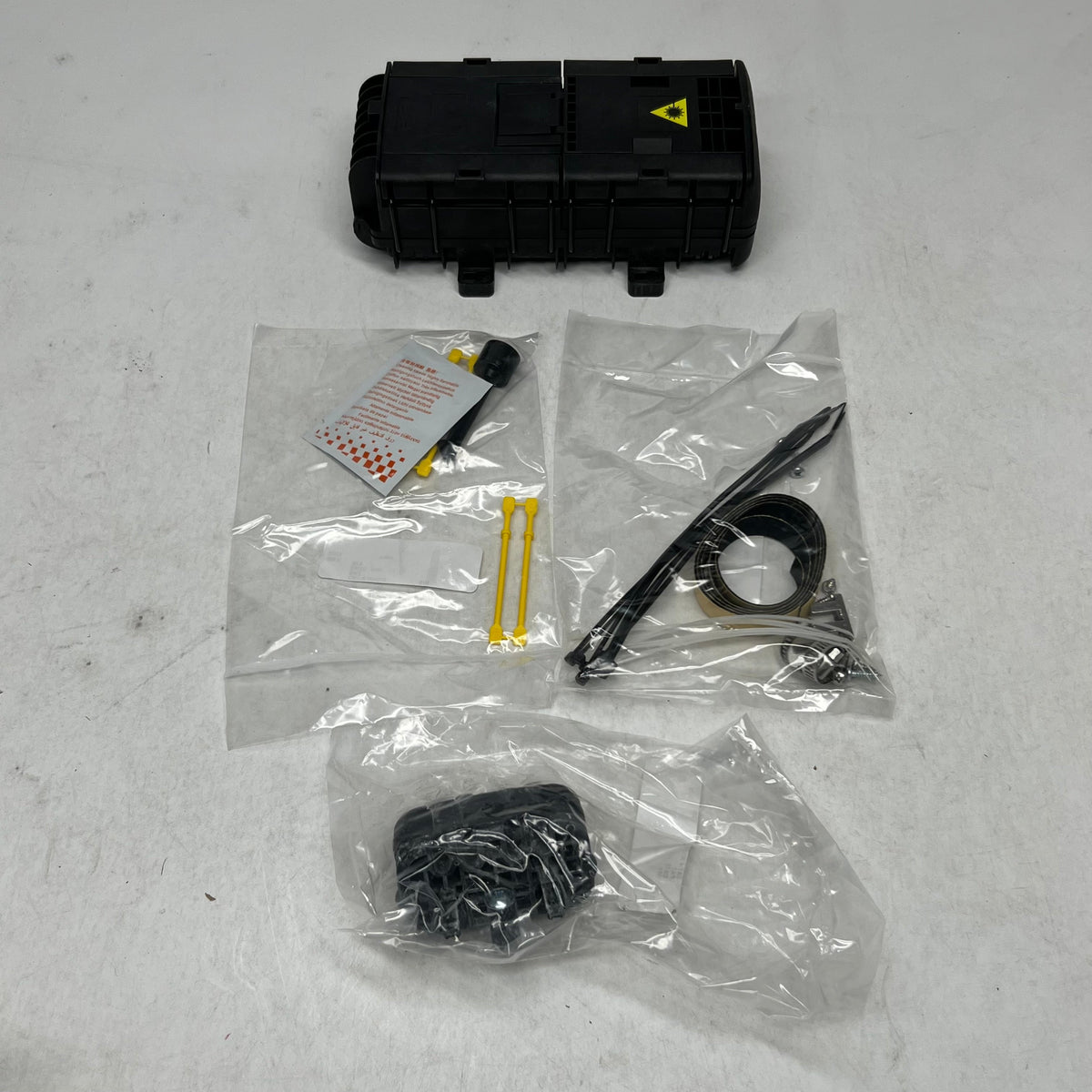 COMMSCOPE OFDC-A4 Fiber Optic Splice Closure / Distribution 8"L - Black 760248941