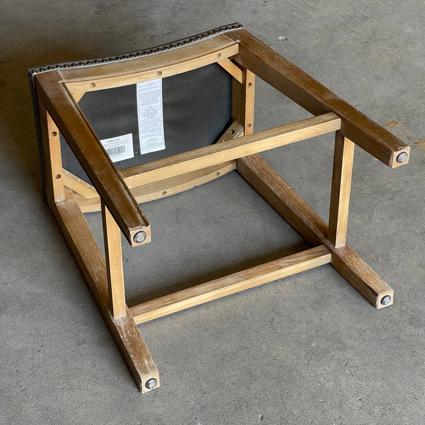 NEW PACIFIC Elmo Bonded Leather Counter Stool 25"x19.5"x13.5" Vintage Gray & Weathered Smoke 358625B-V04-WS