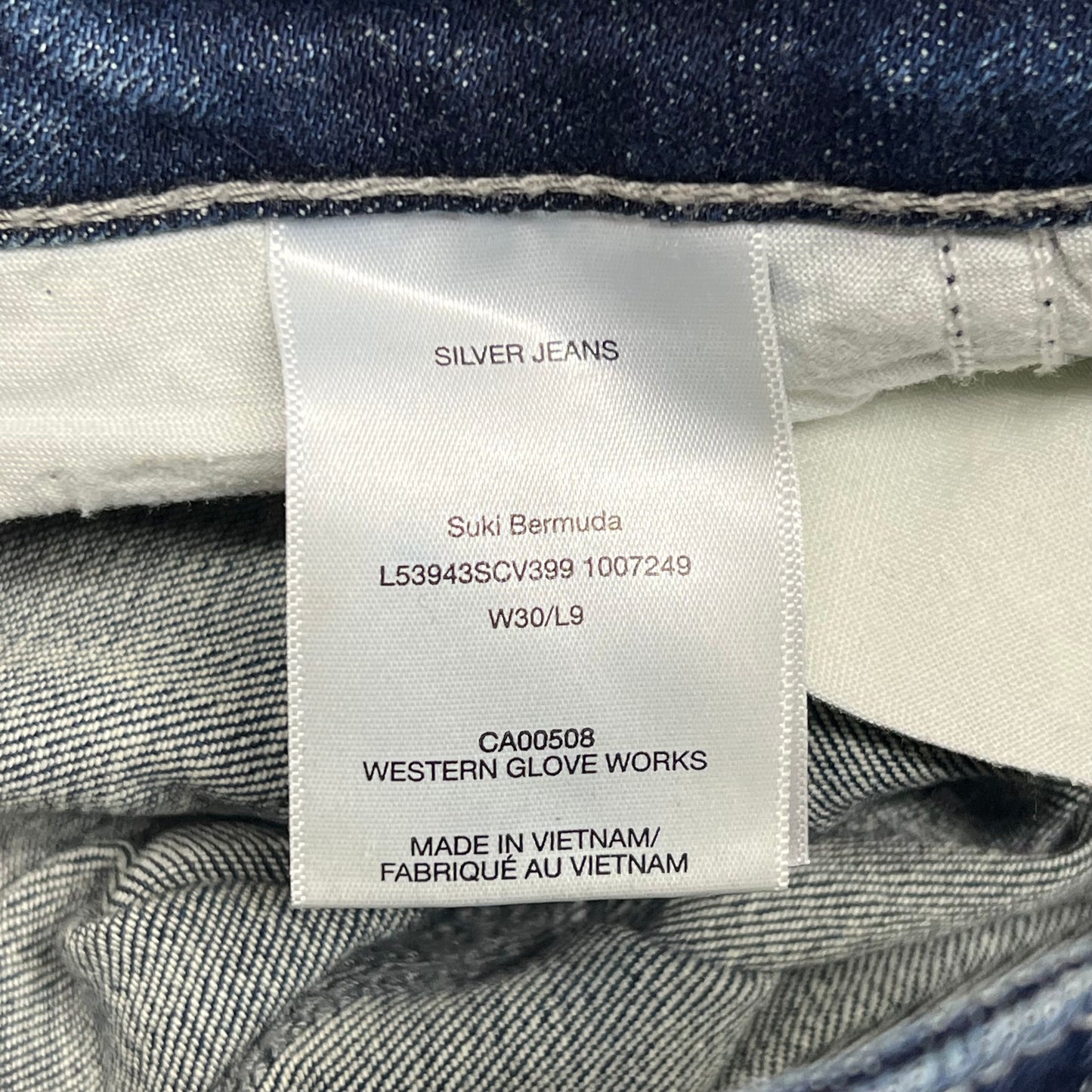 SILVER JEANS CO. Suki Bermuda Shorts Women's Sz 30/9 Dark Indigo L53943SCV399