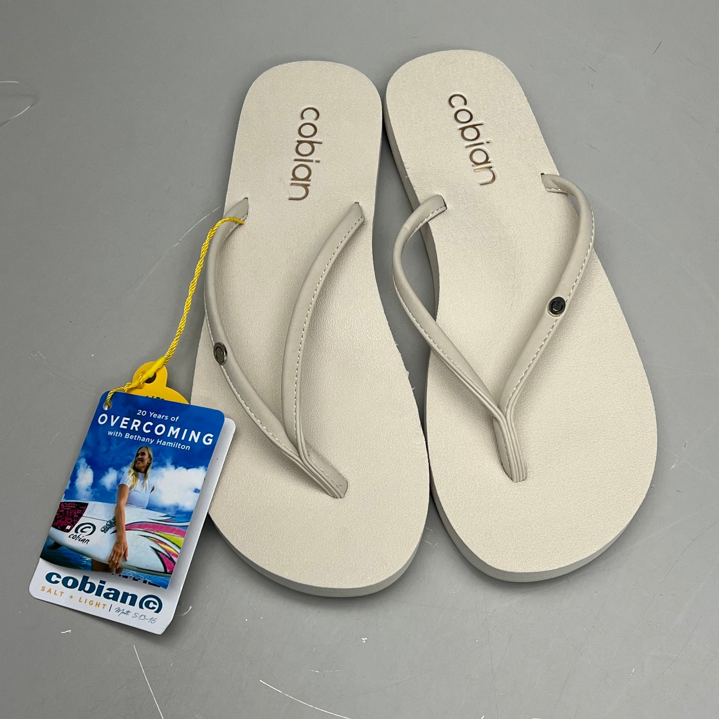 COBIAN Nia's Bounce Synthetic Leather Sandals Women's Sz 7, EU 37 Cream NIA25-110-7