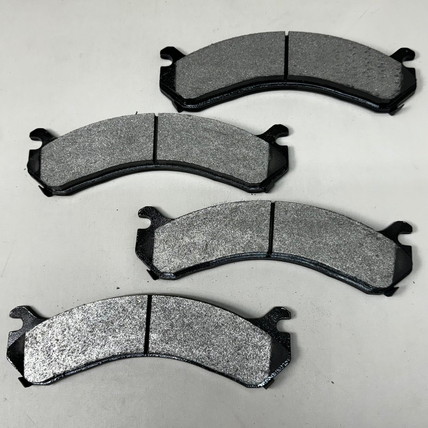 WAGNER SD SevereDuty Disc Brake Pad Set 8 1/2" x 2" Black SX909