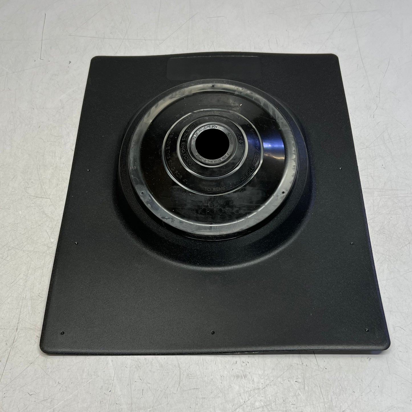 VANBOXEL (25 PACK) High Temp Roof Pipe Flashing with Plastic Base 15"L x 12"W Black
