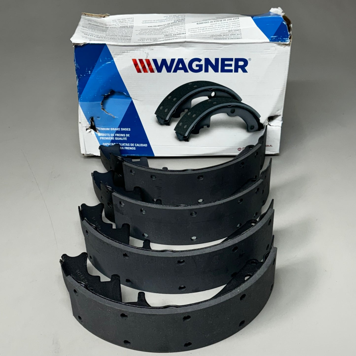 WAGNER QS Ceramic Disc Brake Shoes Set 10 1/2" x 6" Black Z264R