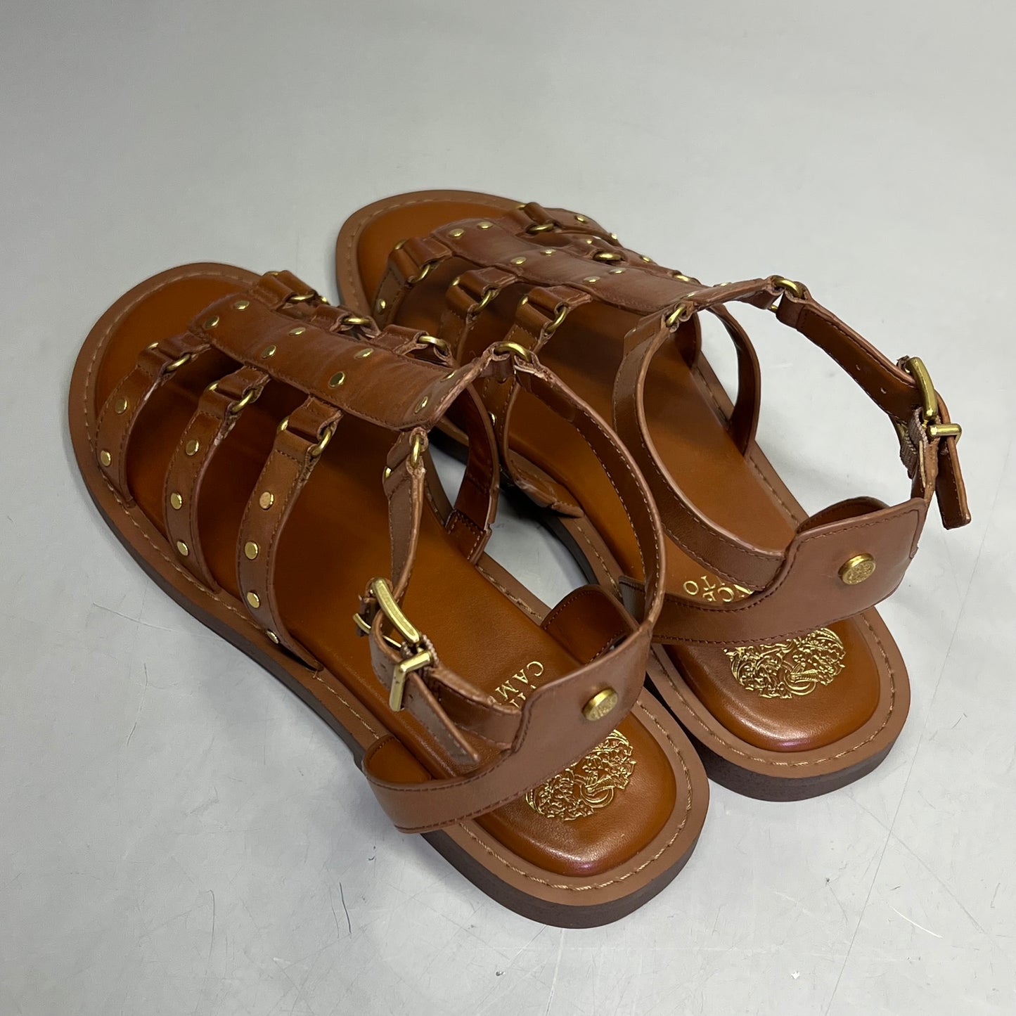 VINCE CAMUTO Leather Studded Gladiator Sandals Women's Sz 9.5M Caramelo VC-Claira