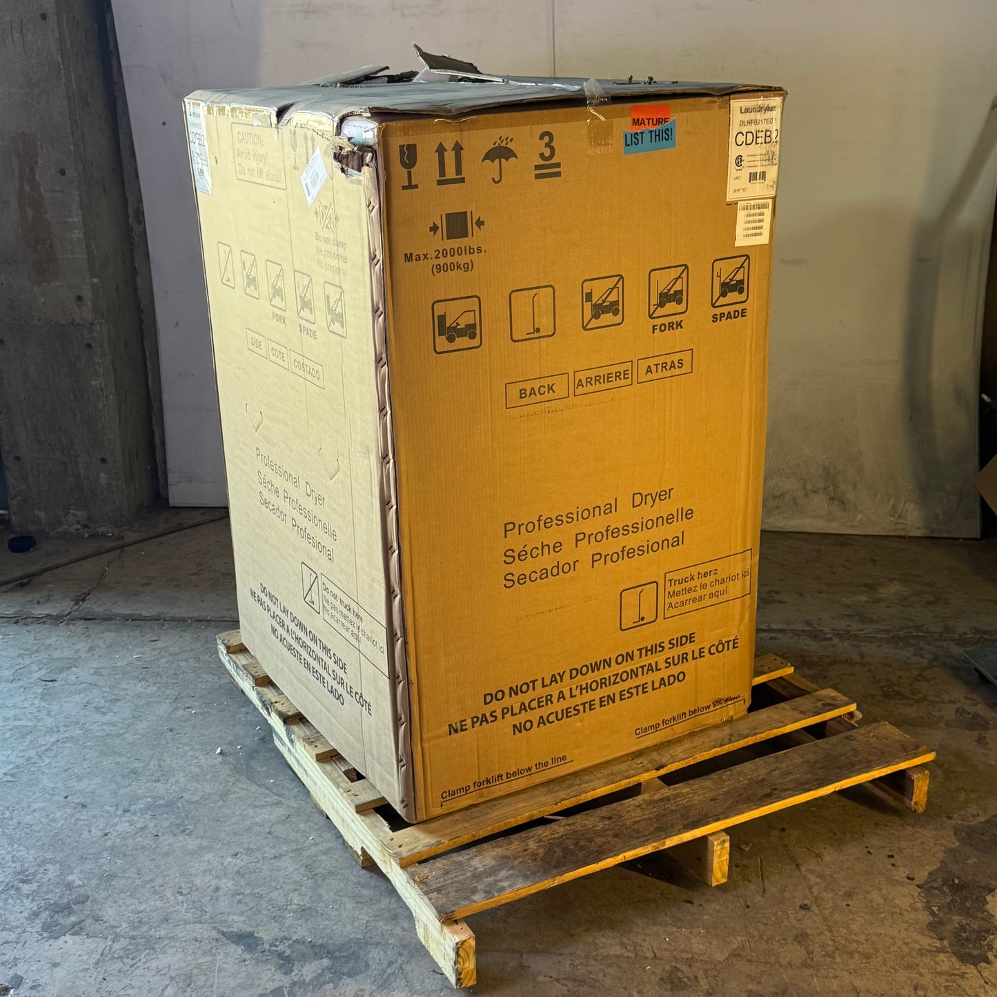LAUNDRYLUX Commercial Laundry, Front Load Washing Machine Sz 26.5"W x 29.5"L x 45"H CDEB2 (New Other, Cosmetic Damaged)