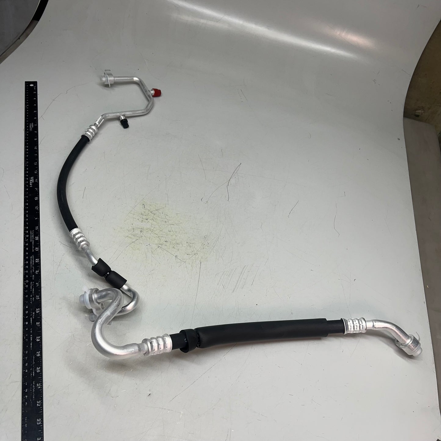 FOUR SEASONS A/C Hose Assembly For Chevrolet Vehicle Models 66067