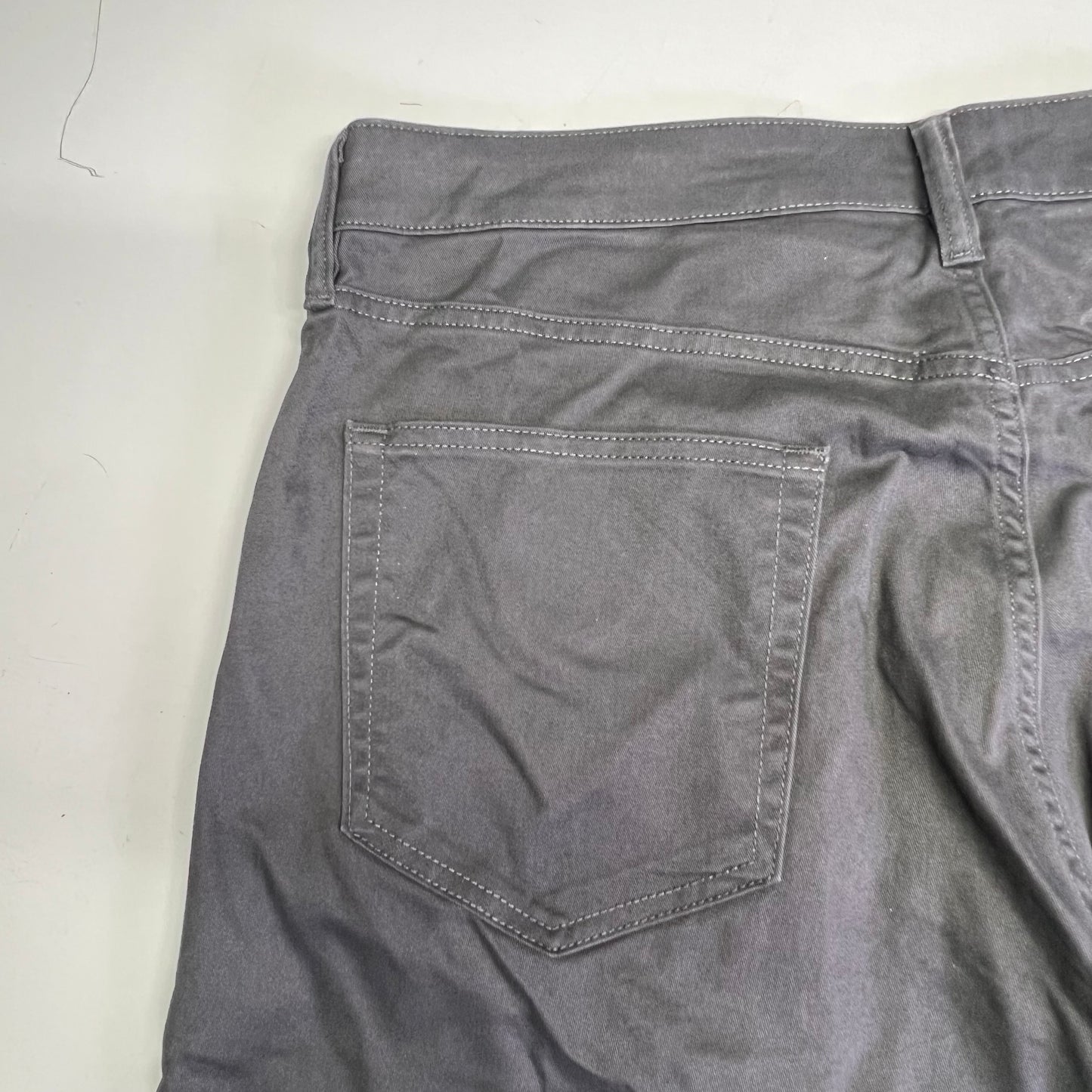 DOCKERS All Seasons Tech Straight Fit Jean Cut Pant Men's Sz 38x32 Steelhead