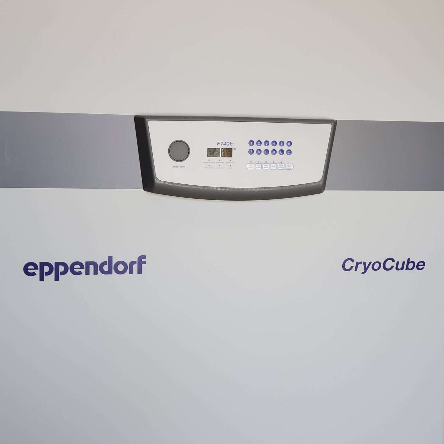 EPPENDORF CryoCube Laboratory Freezer F740H