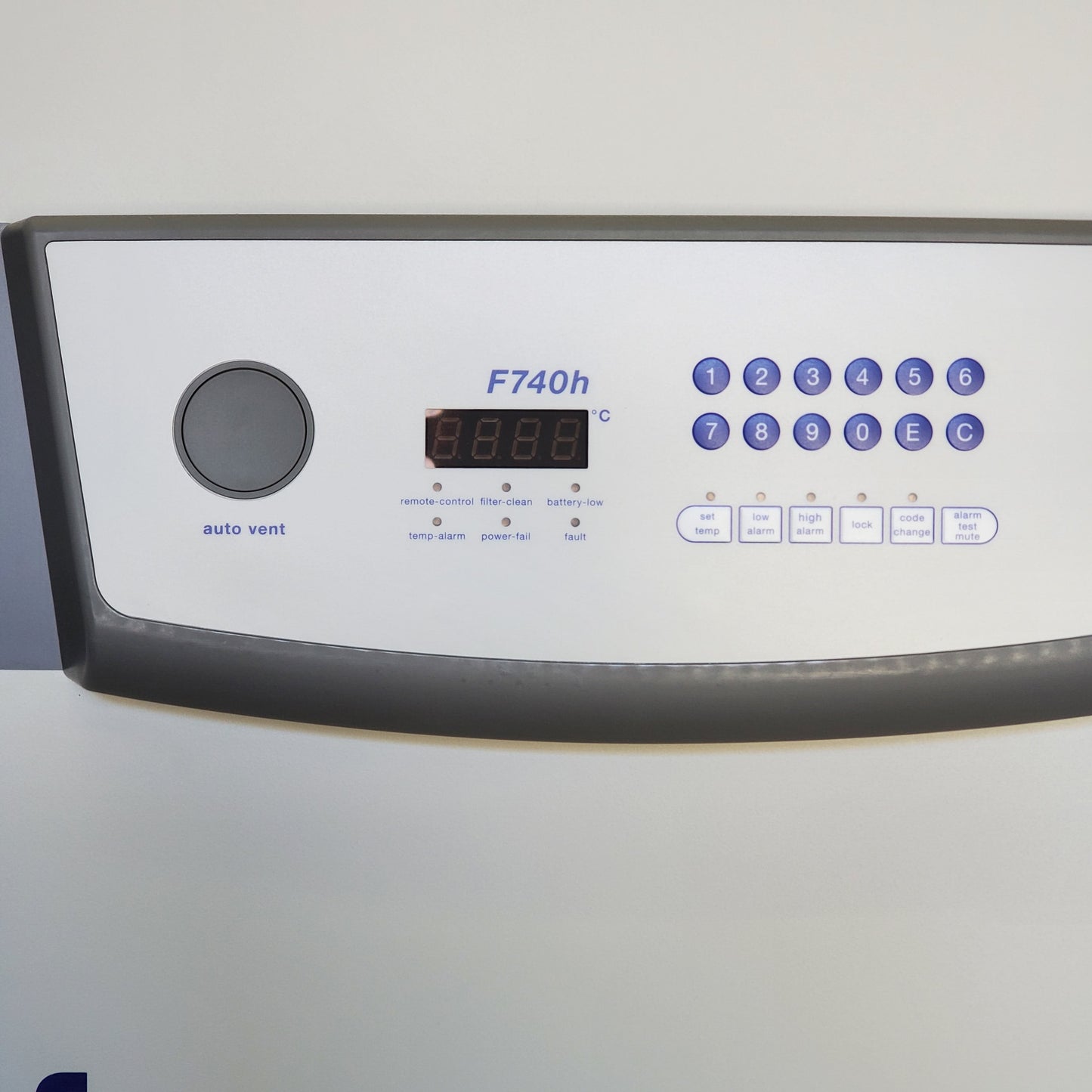 EPPENDORF CryoCube Laboratory Freezer F740H