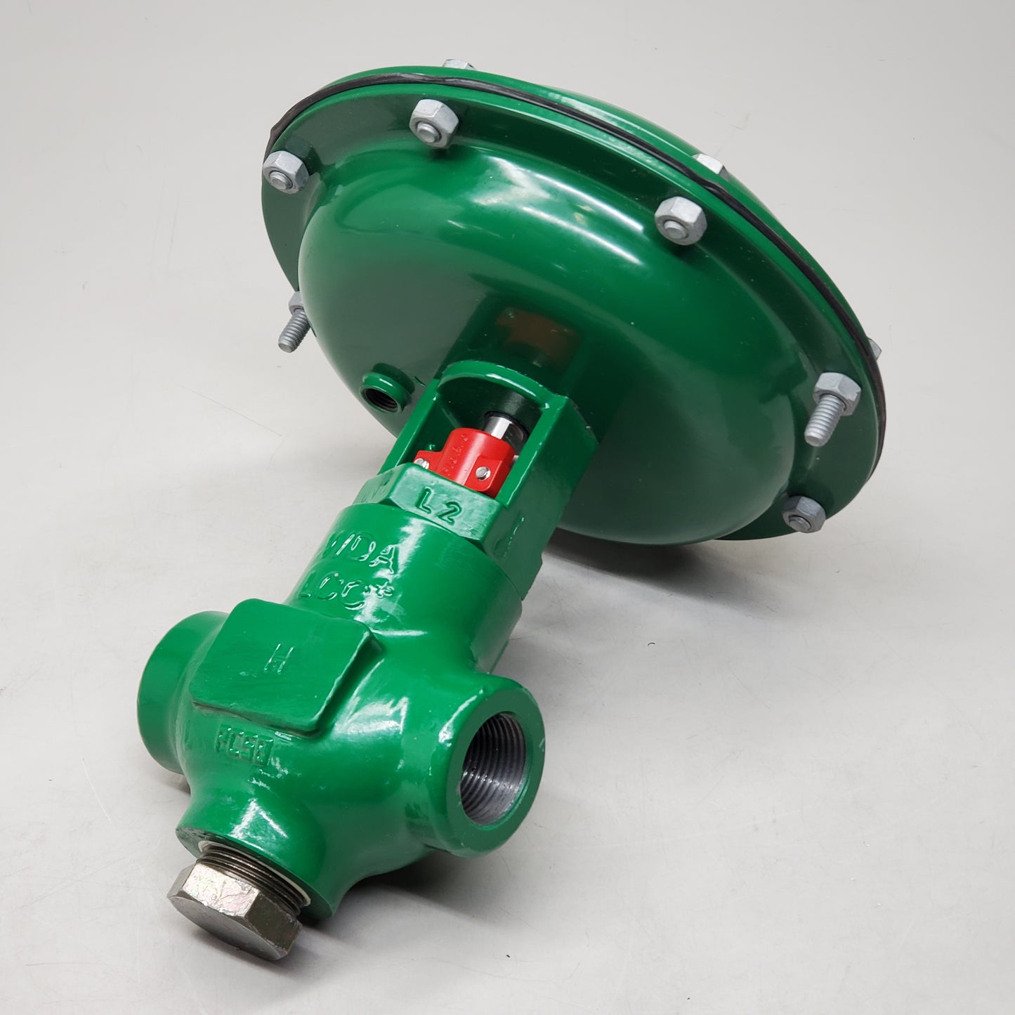 EMERSON FISHER, Control Valve, D2TFloPro, 10.25"x9.5", Green