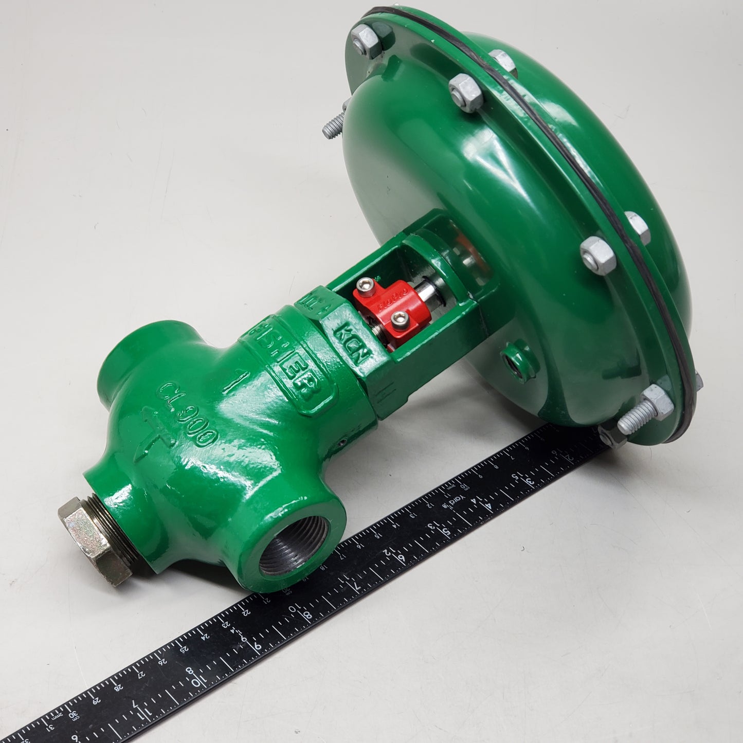 EMERSON FISHER, Control Valve, D2TFloPro, 10.25"x9.5", Green