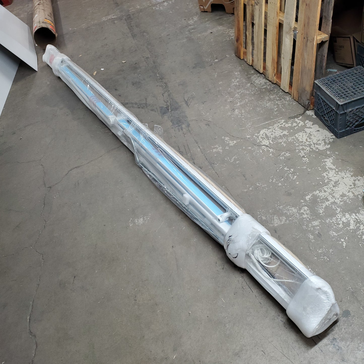 ZA@ SUNSETTER Automatic / Manual Awnings and Sun Shades Many Different Kinds and Sizes Sold by the Foot