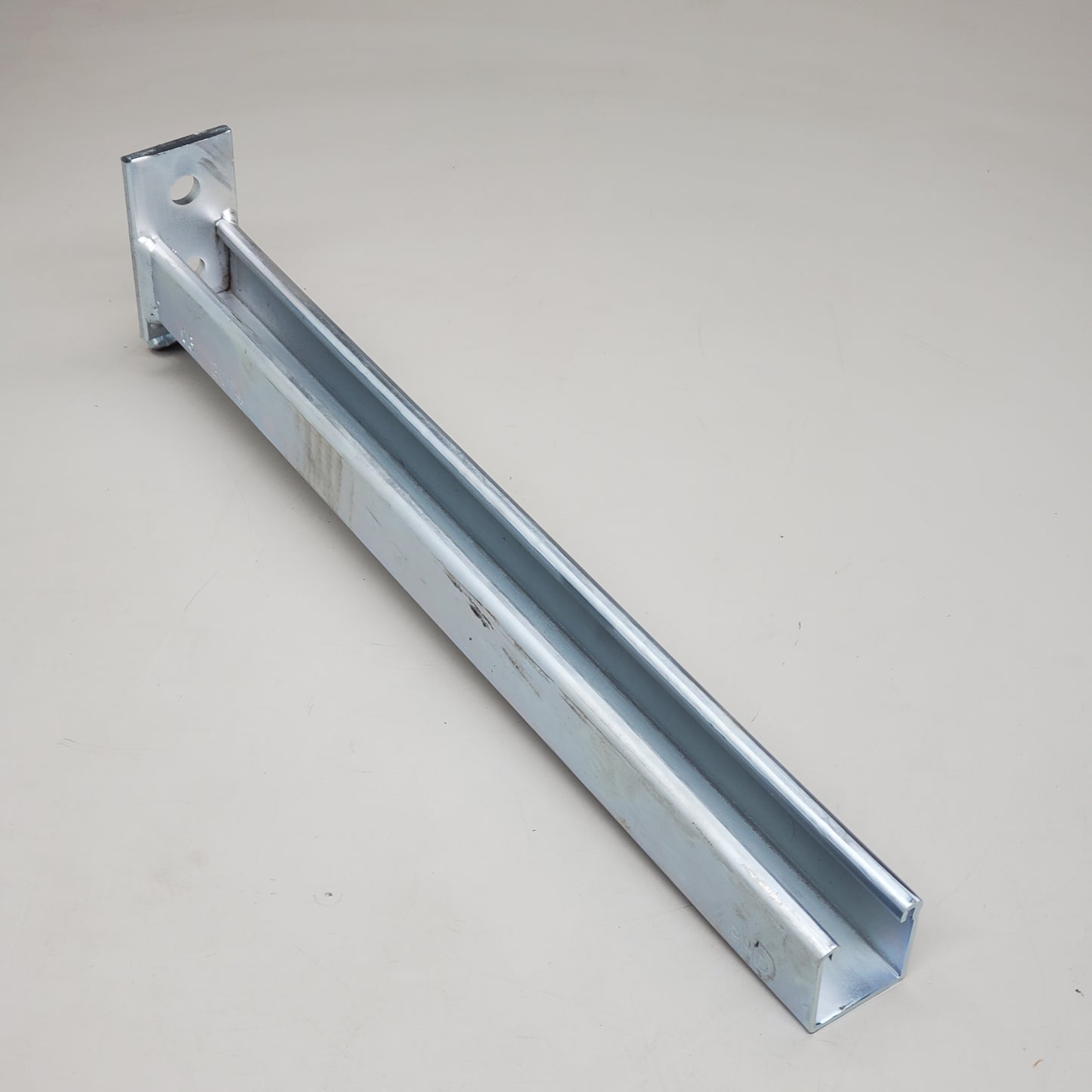 B-LINE Unistrut Channel Bracket Galvanized Steel 18" C3 PHD B293-18HDG