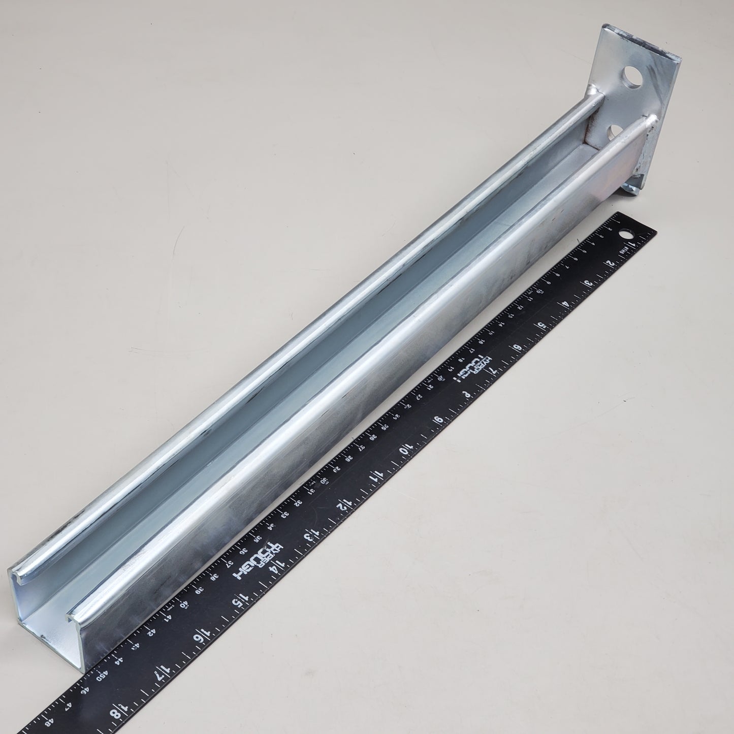 B-LINE Unistrut Channel Bracket Galvanized Steel 18" C3 PHD B293-18HDG