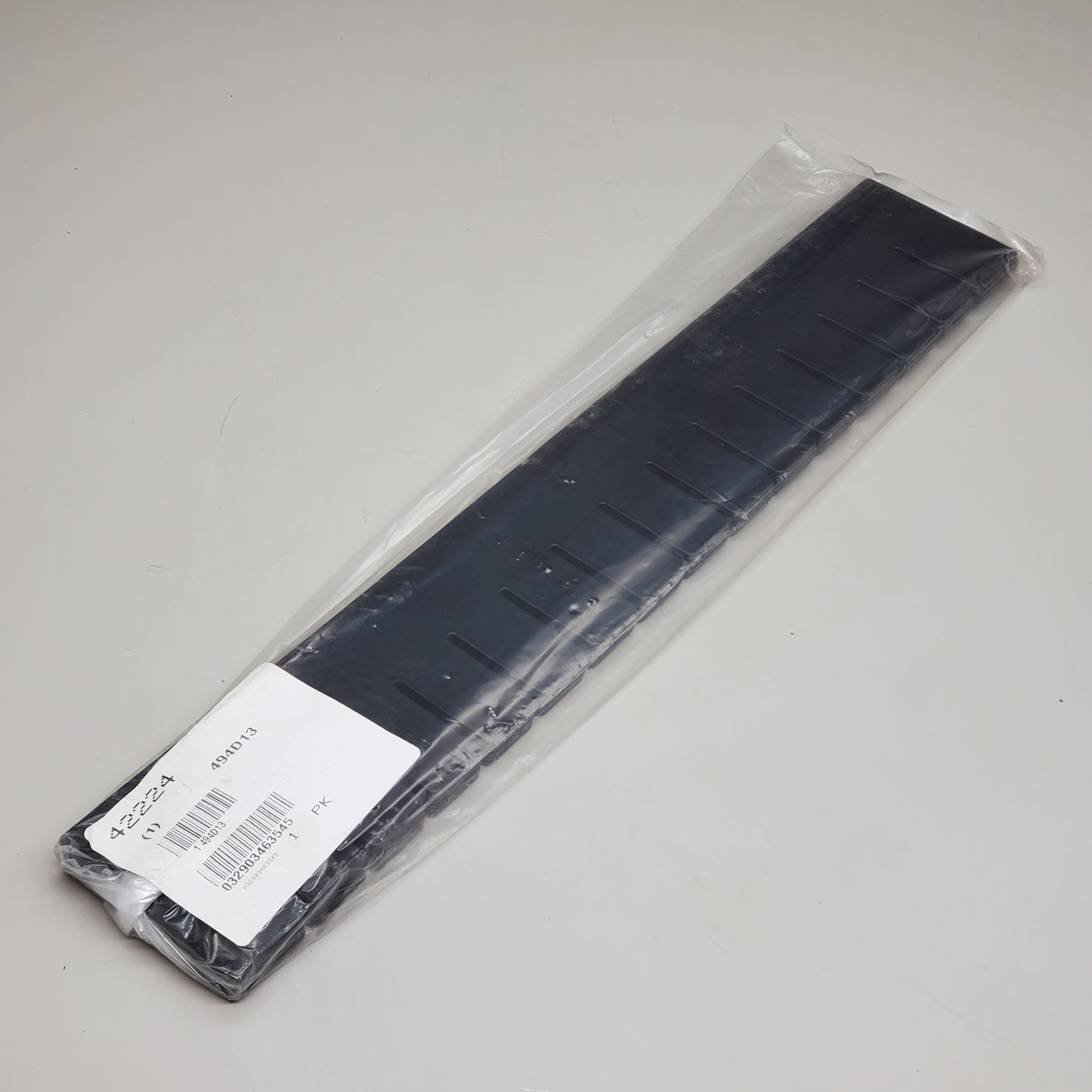 AKRO-MILS Long Side Dividers 20 1/2 in x 3 3/8 in For 15 in Bin Wd Black Plastic 42224